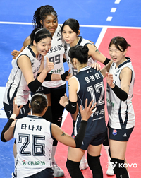 삼각편대의 안정감에서 앞섰다…도로공사, 기업은행 잡고 컵 대회 패배 ‘복수 성공’[현장리뷰]