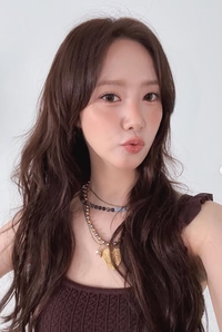 임윤아, 올가을 스타일 교과서… 롱부츠로 완성한 ‘도회적 치명미’