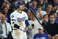 119년 만에 나온 ‘대기록’! 오타니가 주인공…WS 한 경기 ‘장타 4개’→다저스 연장 18회말 ‘끝내기’