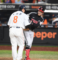 [포토] 박해민 ‘비록 아웃됐지만...’