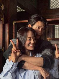 강태오, 김세정과 백허그 투샷…열애설 부르는 달달 케미 [★SNS]