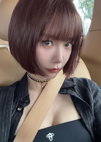 ‘결혼 6년만 이혼’ 클라라, 파경 후 첫 심경고백 “축복이 가득하길”