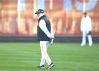 [포토] 훈련 지켜보는 김경문 감독