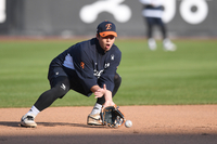 [포토] 노시환 ‘물 샐 틈 없는 수비’