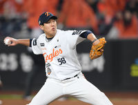 [포토] 역투하는 한화 박상원