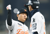 “아내에 미안해서 더 잘해야죠”…‘0% 확률’과 맞서는 ‘루키 아빠’ 김태연의 진심 [SS시선집중]