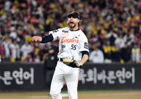 [포토]한화 와이스, 다시 한 번 포효