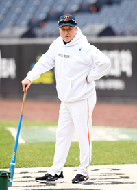 [포토]KS 4차전 앞둔 한화 김경문 감독