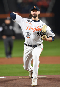 [포토] 와이스 ‘승리를 위한 힘찬 투구’