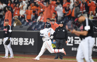 [포토] 노시환 ‘안넘어가네’