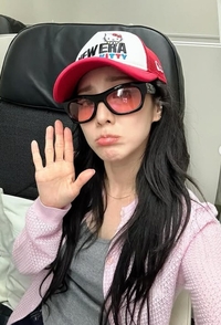 산다라박, 故 이희철 생일에 납골당 찾았다…“생일 축하해 내 친구, 사랑해 또 보러 올게”