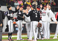 [포토]4차전 승리 LG, 우승에 한 걸음 더!