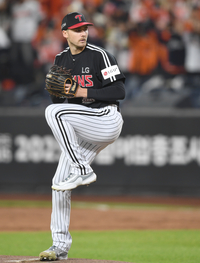 [포토] 역투하는 LG 톨허스트