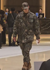 차은우, APEC 지원? 군복 입고 경주에 등장 ‘압도하는 비주얼’