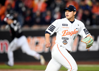 [포토] 문동주 ‘실점하고 말았어’