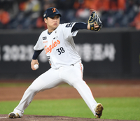 [포토] 역투하는 한화 김종수