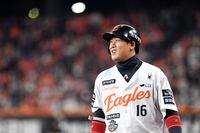 [포토]병살타에 아쉬워하는 한화 하주석