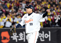 [포토]한화 류현진, 막아냈다!