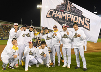 [포토] 포즈 취하는 LG 내야수들