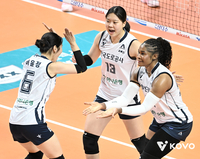 우승 후보 ‘2강 예측’ 두 팀의 엇갈리는 초반 희비…도로공사 3연승-기업은행 2연패 최하위 추락