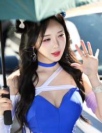 “간호사에서 모델로”...반하리, 서킷을 사로잡은 ‘하리보 젤리’