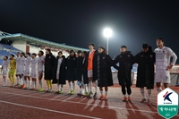 김천 ‘징크스’ 탈피에 전 구단 승리까지…포항, 3위 추격 발판은 마련했다