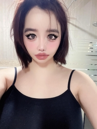 박봄, 양현석 고소 소동 2주 만에 SNS 재개...기존 이미지는 여전