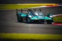 애스턴마틴 ‘발키리’, WEC 데뷔 시즌 피날레 장식…바레인 8시간 레이스 출격