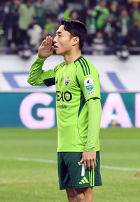 [포토]전북 이동준의 거수경례 세리머니