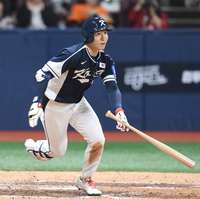 [포토] 박성한, 8회 아쉬운 내야땅볼