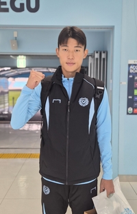 제대하자마자 최하위 대구 ‘뒷문’ 지키는 수비수 김강산 “기적의 ‘잔류 드라마’ 주인공이 되자고 했다”[현장인터뷰]