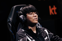 KT, 왕조를 궁지로 몰았다…2·3세트 연속 제압! 이제 단 한 세트면 ‘첫 롤드컵 우승’ [SS롤드컵 결승]