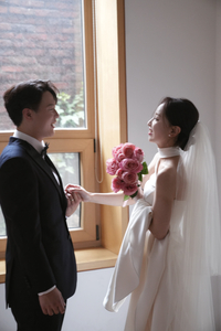 SSG 재무관리팀 이지은 파트너, 15일 박석희 씨와 백년가약