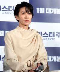 배우 김서형, 가슴 아픈 반려견 ‘꼬맹이’와의 이별 소식 전해