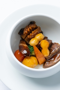 ‘정상의 맛’ 볼 기회…롯데호텔앤리조트, APEC 정상회의 만찬 재현한 코스 선봬