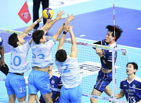 [포토]힘차게 공격하는 삼성화재 이윤수