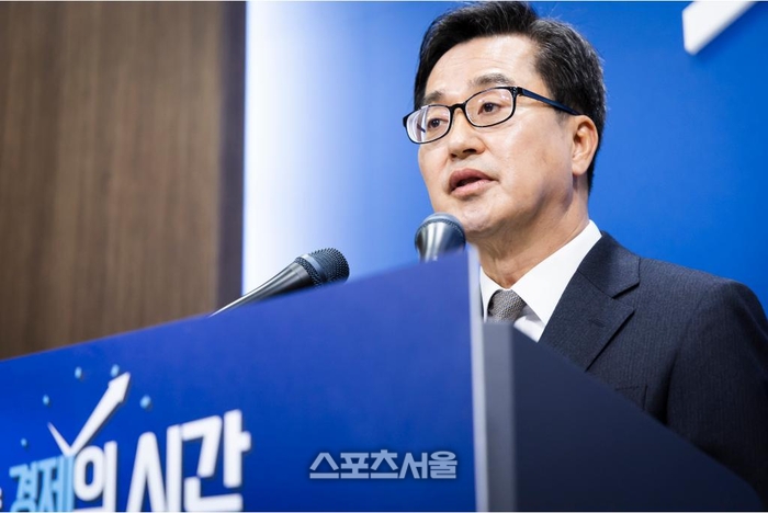 김동연“경기도 ‘K-반도체 메가 클러스터’ 미래 견인하는 프로젝트”