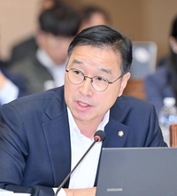 위성곤, “공무원·군인 대상 ‘헌법교육 의무화’하자!”