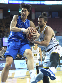 [포토] 이원석 ‘내가 잡았어’