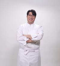 오세득, 김재중 식구 됐다