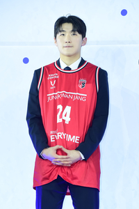 ‘이변 없었다’ 고려대 문유현, 전체 1순위 정관장行…총 26명 프로 입성-지명률 56.5%