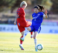 [포토] 정지연-신보미 ‘치열한 볼다툼’