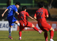 [포토] 두 번째 골 성공하는 최유정