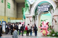 “‘팰월드 모바일’ 지스타 집어삼켰다”…크래프톤, 150분 대기열·4만 인파가 증명했다 [SS지스타]