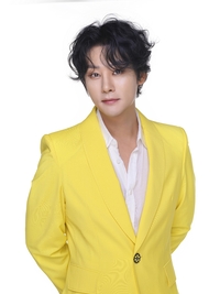 ‘무명 거쳐 심사위원까지’ 강문경…남진·주현미 심사단에 전격 합류