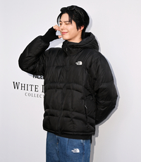 ‘바쁜’ 박보검, 한복 모델부터 글로벌 팬미팅까지… 수많은 인파가 몰린 15일 행사에는 경찰이 출동하기도