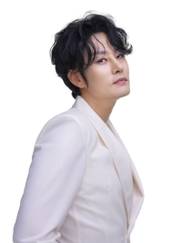 ‘트롯 대세’ 강문경, MBN 초대형 오디션 ‘무명전설’ 합류…새로운 도전 앞두고 남다른 각오 밝혀