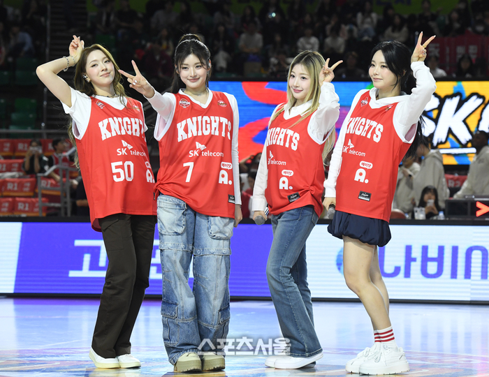 [포토]하프타임 공연하는 피프티피프티