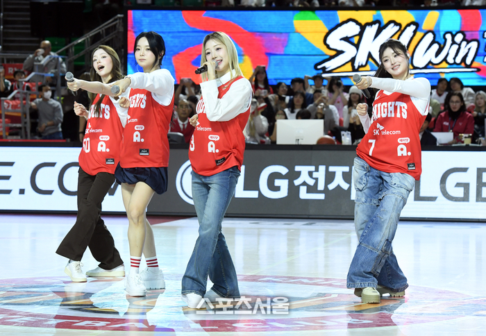 [포토]피프티피프티, 열정적으로!