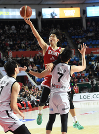 [포토]SK 안영준, 2점 더!